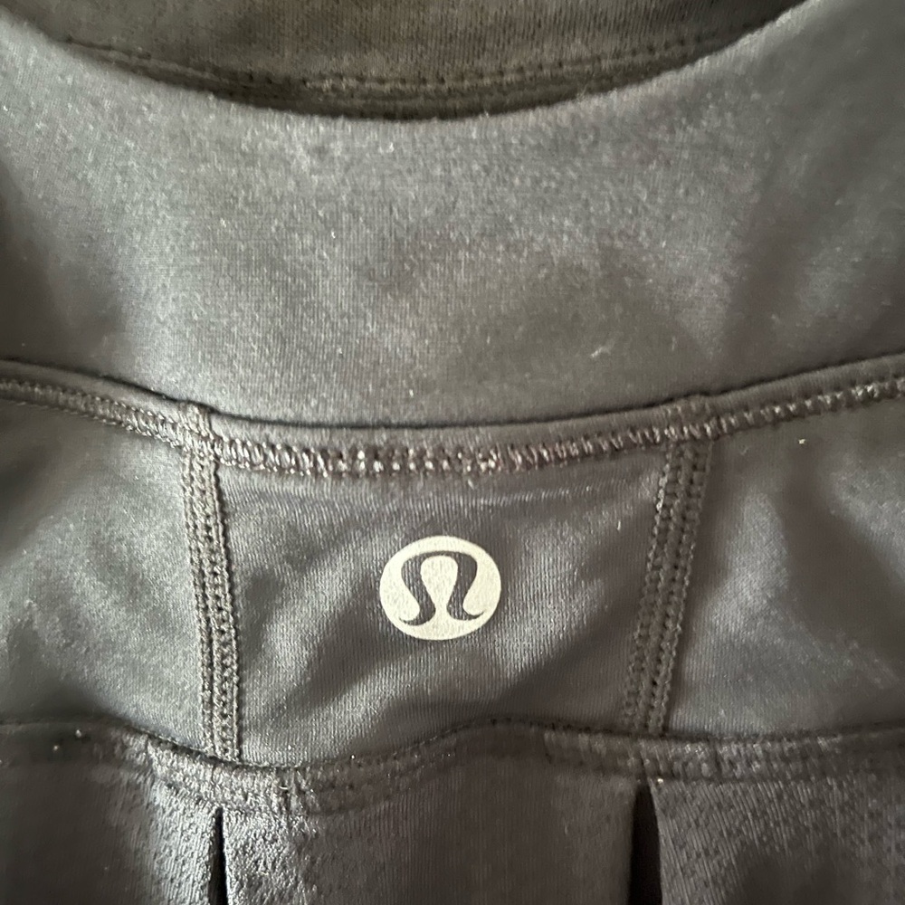 Lululemon Bundle: Tanks & Sports Bra - Perfect for Yoga & Training - Picture 3 of 13